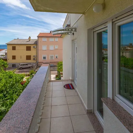 Two-bedroom In Xvi * Crikvenica