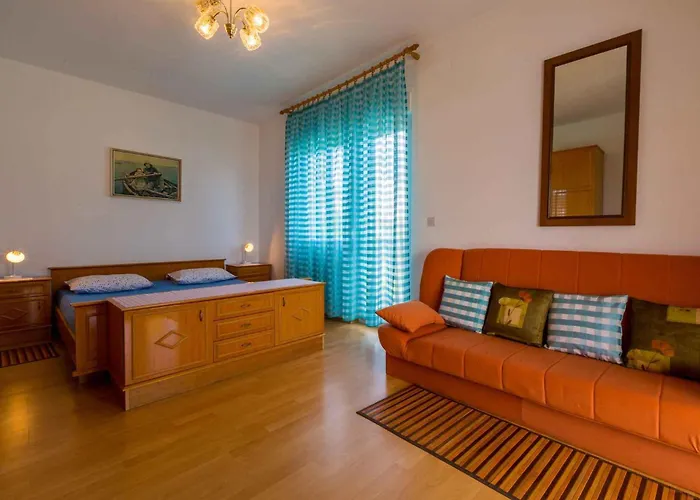 Appartamento Two-bedroom In Xvi
