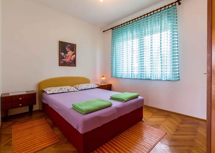 Two-bedroom In Xvi * Crikvenica