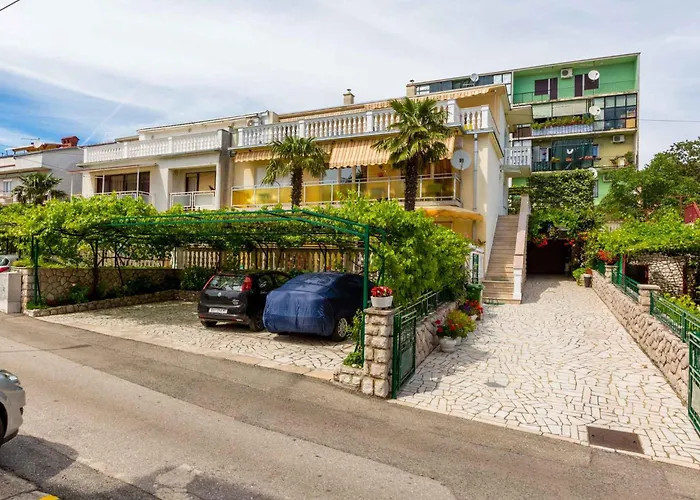 Two-bedroom In Xvi * Crikvenica