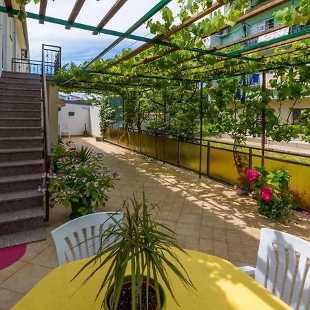 Two-bedroom In Xvi Crikvenica