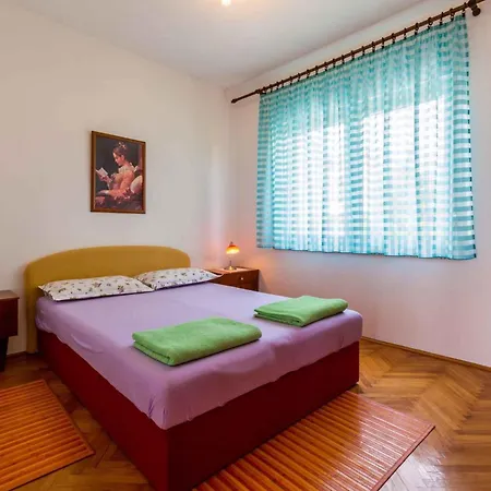 Two-bedroom In Xvi * Crikvenica