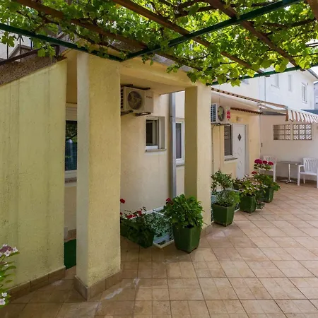 Two-bedroom In Xvi Lejlighed Crikvenica