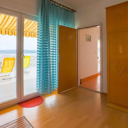 Two-bedroom In Xvi * Crikvenica