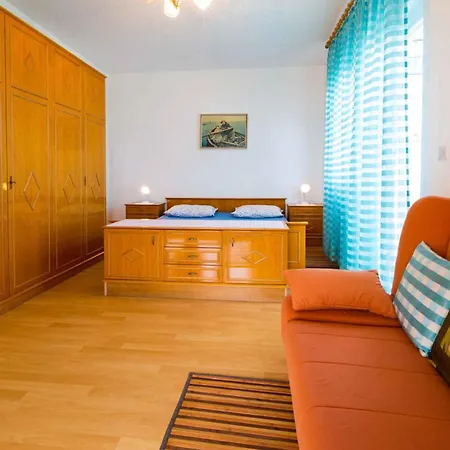 Lejlighed Two-bedroom In Xvi *