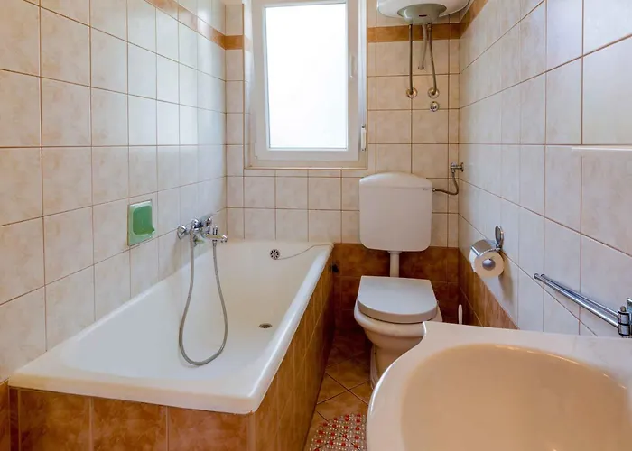 Appartement Two-bedroom In Xvi *